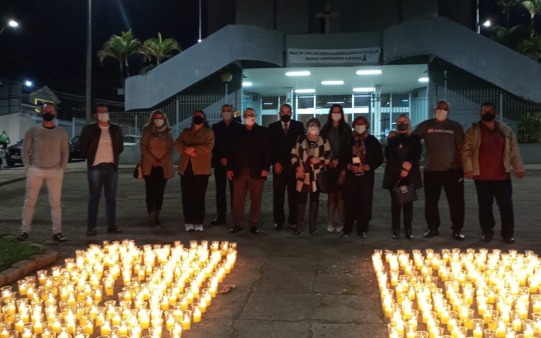 Cerimônia em homenagem as mais 500 mil vidas perdidas vítimas do covid-19